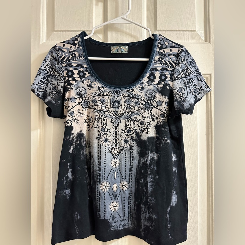 detailed shirt